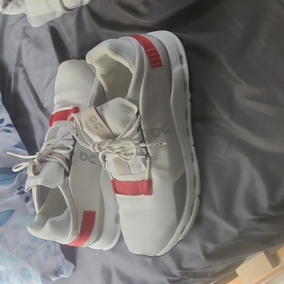 On Cloudnova Sneakers - Picture 4 of 7